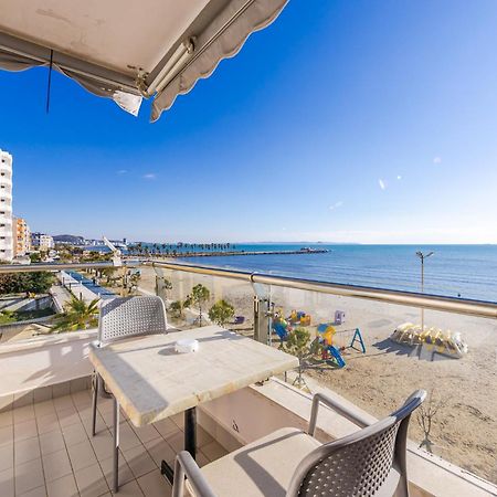 The Beachfront Apartment ดูร์เรส ภายนอก รูปภาพ