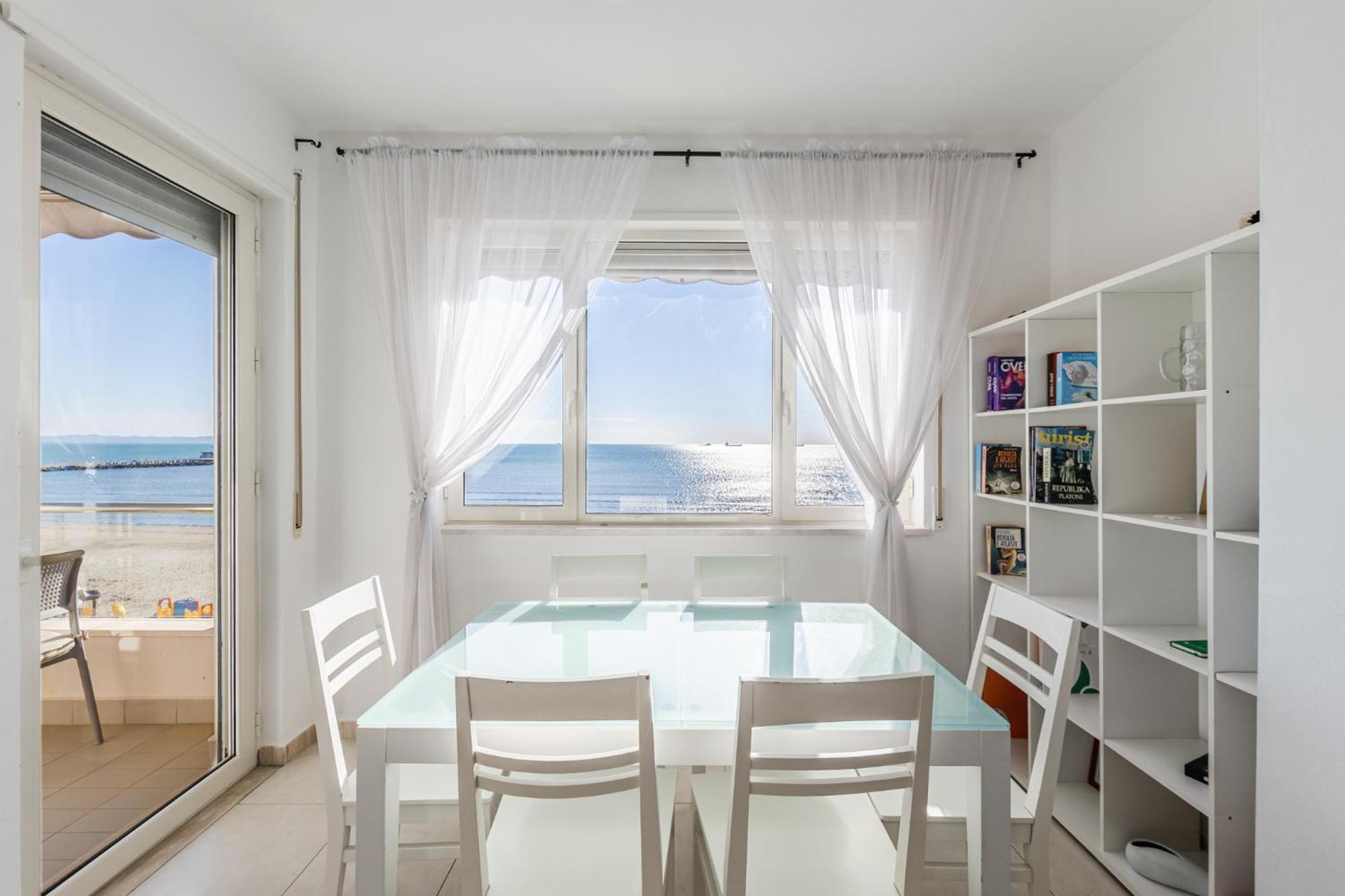 The Beachfront Apartment ดูร์เรส ภายนอก รูปภาพ
