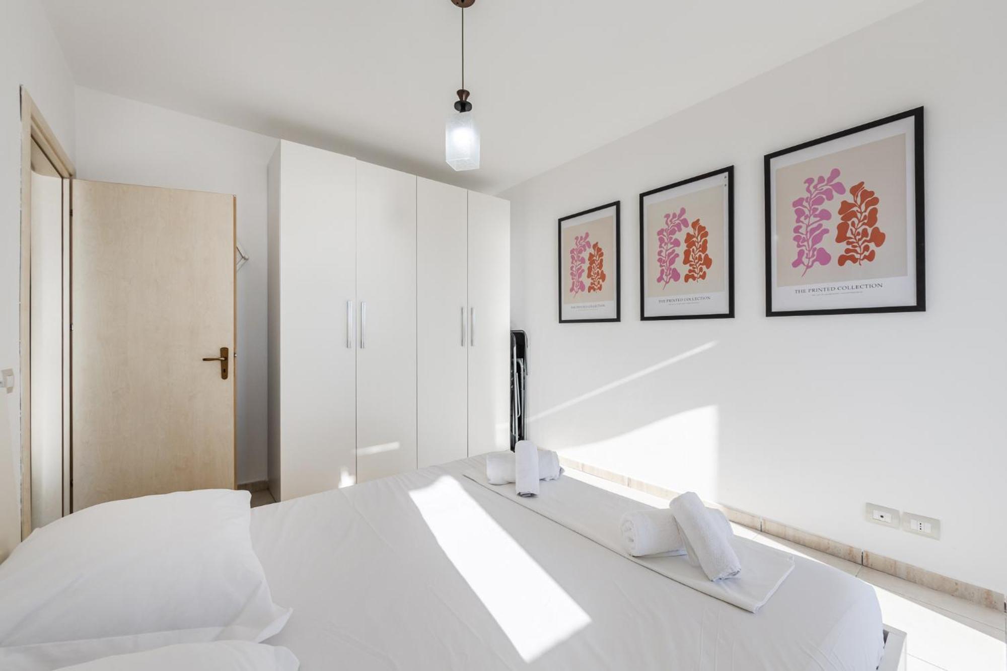 The Beachfront Apartment ดูร์เรส ภายนอก รูปภาพ