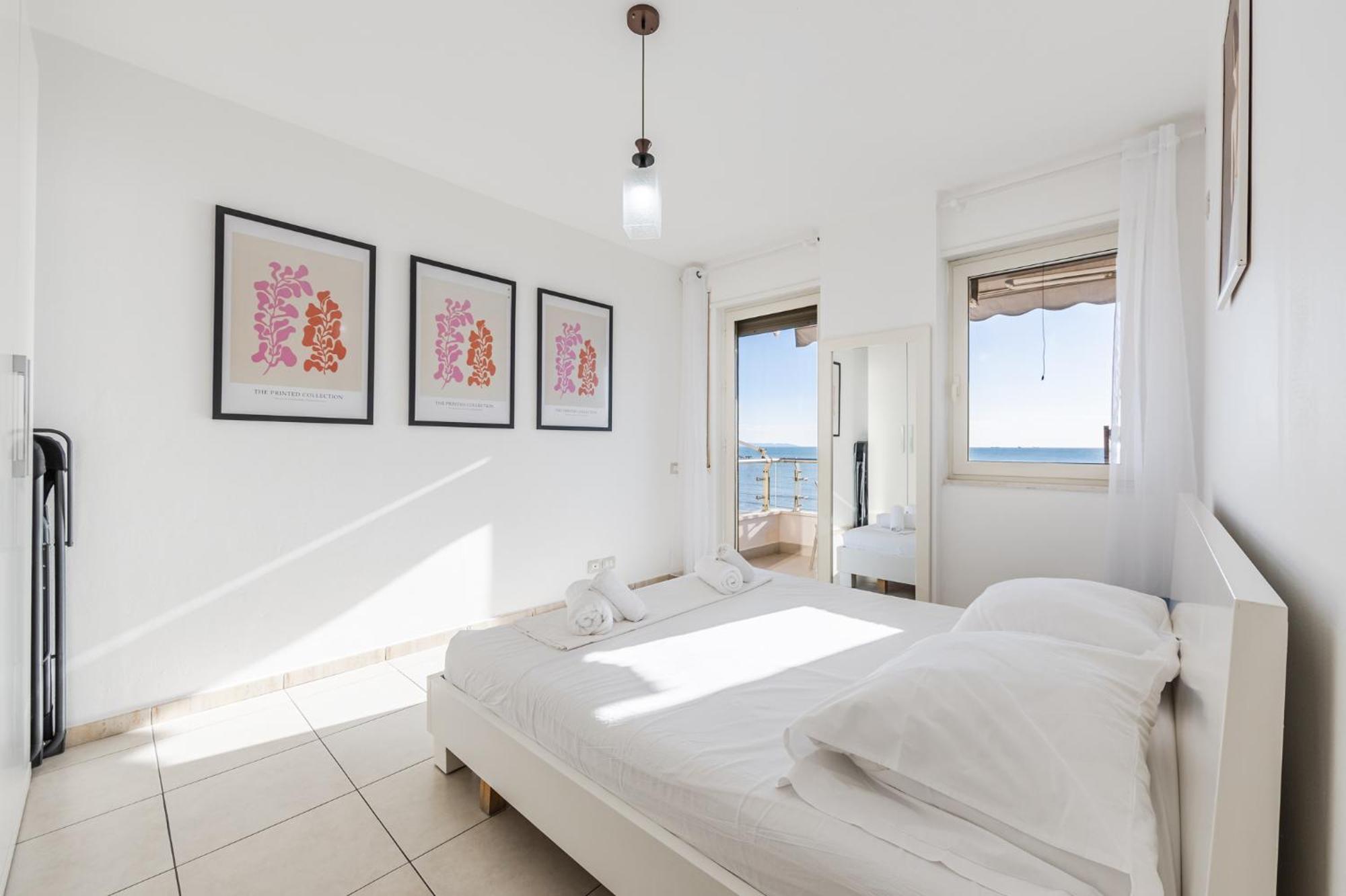 The Beachfront Apartment ดูร์เรส ภายนอก รูปภาพ